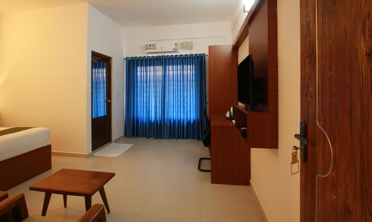 Phoenix Holidays Kochi Zewnętrze zdjęcie